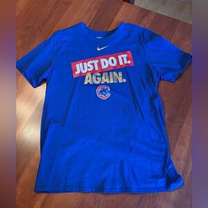 Men’s Nike XL Chicago Cubs T-shirt